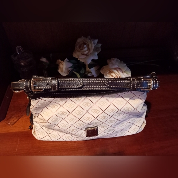 Dooney and Bourke East West Slouch canvas signature fabric. Cream and brown. - Picture 4 of 16